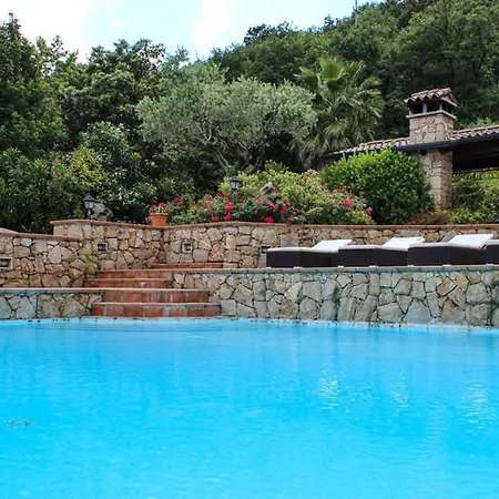 Villa Smeralda Daire